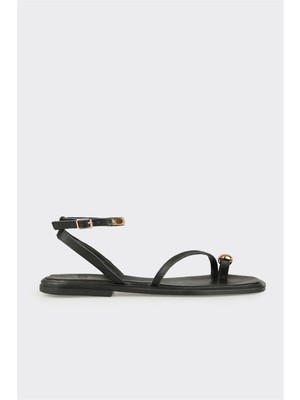 Elle Siyah Deri Kadın Sandalet