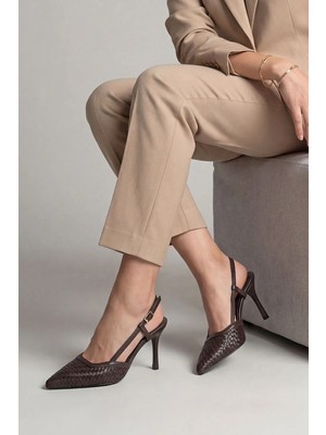 Marjin Kadın Stiletto Sivri Burun Örgü Desen Arkası Açık Topuklu Ayakkabı Arisa Kahve