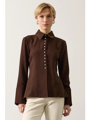 Cemo Kadın Klasik Yaka Ön Düğme Detaylı Uzun Kollu Fit Gömlek