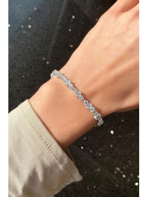 Spossy Silver Jewelry A+ Kalite  Araları Baget Taşlı Su Yolu Bileklik