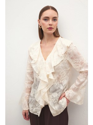 Sateen Fırfır Detaylı Nakışlı Gömlek - Bej