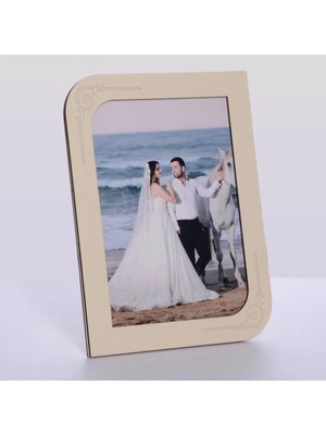 Mars Tasarım Fotoğraf Çerçevesi - 10 x 15 cm Boyutlarındaki Fotoğraflar Için