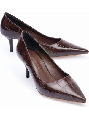 Mubiano Kadın Stiletto Sivri Burun Kroko Desenli Topuklu Ayakkabı Dahlia Kahverengi