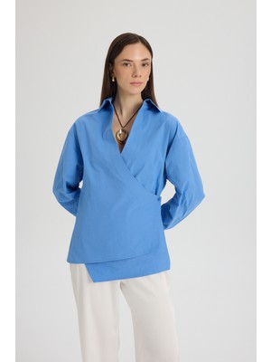 Mai Bran Üçgen Kesim Mavi Gömlek