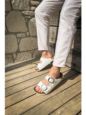 Zerenyus ZRC01 - Yazlık Premium Tokalı Erkek Hakiki Deri Terlik Beyaz