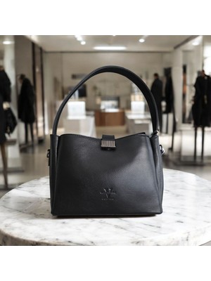 Valvıc Hakiki Deri Klasik 3 Bölmeli Kadın Çantası