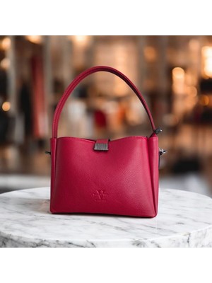 Valvıc Hakiki Deri Klasik 3 Bölmeli Kadın Çantası