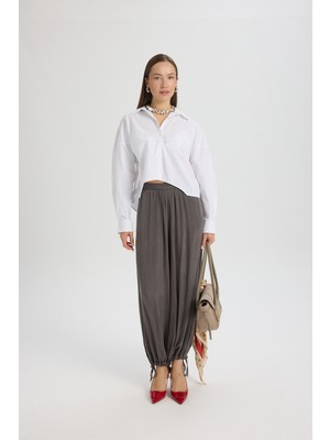 Mai Numen Yırtmaç Detay Beyaz Kısa Gömlek