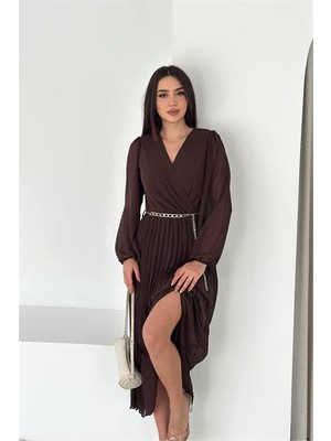 Neşeli Butik Kadın Kahverengi Kruvaze Yaka Piliseli Midi Boy Şifon Elbise