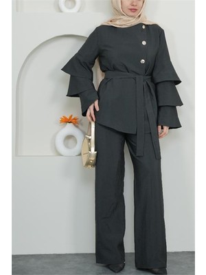 Neşeli Butik Kadın Siyah Kol Katmanlı Gold Düğme Detaylı Tesettür Takım NBVQ3139