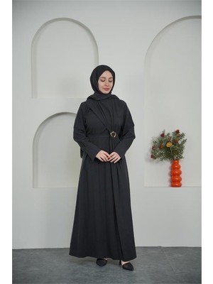 Neşeli Butik Kadın Siyah Drapeli Gold Toka Detaylı Tesettür Elbise NBVQ4958