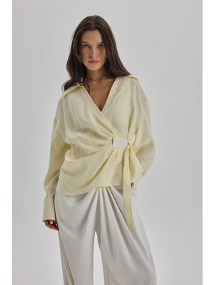 Mai Asteria Bağlama Detay Sarı Dökümlü Gömlek