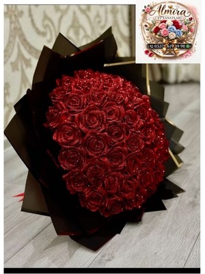 Solmayan Gül Buketi Kırmızı 50 Adet Simli Buket