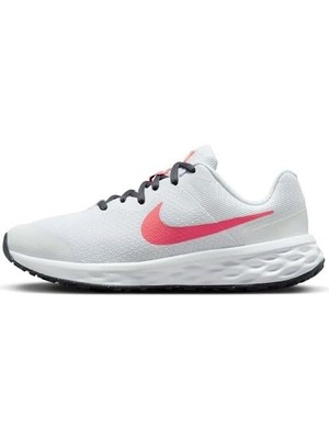 Nike Revolution 6 Road Running