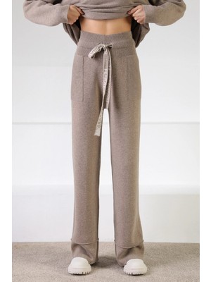 Ferraro Vizon Beli Kuşaklı Cepli Kaşmirli Kadın Triko Pantolon