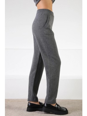 Ferraro Antrasit Yüksek Bel Cepli Düz Paça Kaşmirli Kadın Triko Pantolon
