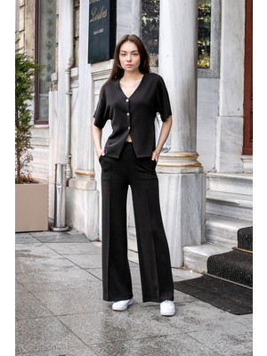 Jument Kadın Likralı Modal Ipeksi Kumaş Düşük Omuzlu V Yaka Düğmeli Ceket Hırka-Siyah