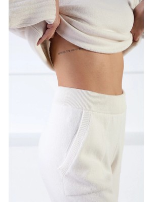 Ferraro Ekru Yüksek Bel Cepli Düz Paça Kaşmirli Kadın Triko Pantolon