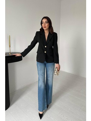 Cemo Kadın Klasik Yaka Gold Düğme Detaylı Blazer Ceket