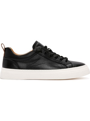 Derimod Erkek Siyah Bağcıklı Kalın Tabanlı Deri Sneaker 26SFD690918