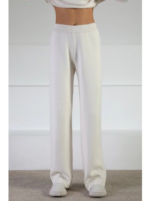 Ferraro Ekru Yüksek Bel Cepsiz Kaşmirli Kadın Triko Pantolon