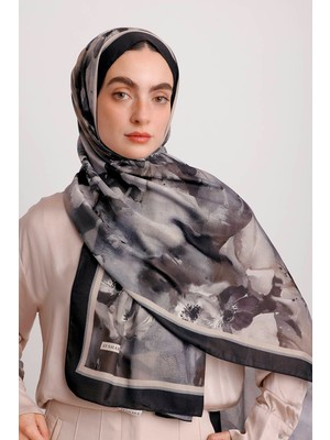 AYSHARA Hâle Çiçek Desenli Tek Taraflı Şal -  Siyah