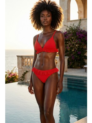 Katia & Bony Kadın Frill Wave Su Taşı Aksesuarlı Bikini Takımı Mercan