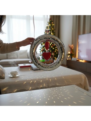 El Yapımı Disko Topu Aynalı Halka ve Kırmızı Kalpli Dekoratif Asma Süs