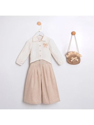 ministok Pedaliza Sırt Kısmı Fiyonk Detaylı Çanta Aksesuarlı Kız Çocuk Pantolon Blüz Takım