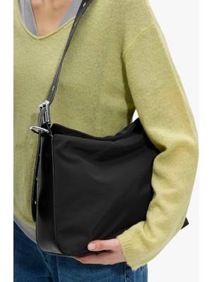 Parfois Kadın Teknik Kumaş Omuz Çantası