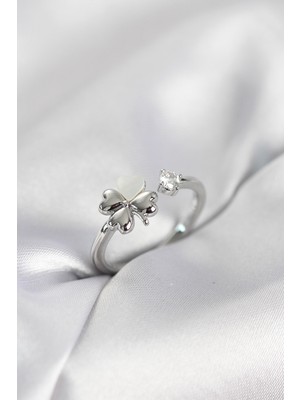 Hopinip Gümüş Renk Yonca Model Sedefli Kadın Yüzük - Lisinya