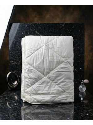 Duruclass Lamirahome Basic Pamuk Yorgan 195*215 - Doğal ve Yumuşak