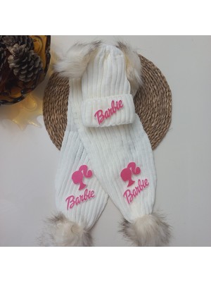 Mars Baby Kız Bebek Çocuk Barbie Figürlü Krem Çift Ponponlu Atkı Bere Takımı