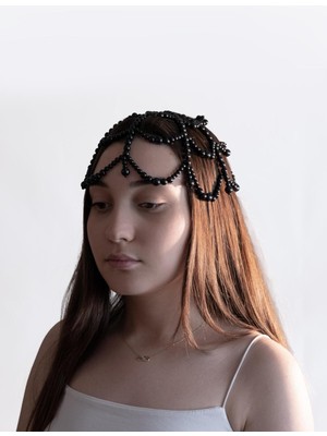 Özbience El Örgüsü Boncuk Saç Aksesuarı, Şıklık ve Renk Katıcı Tasarım