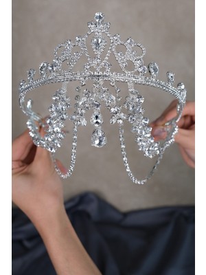 Özbience Şık ve Zarif Hürrem Saçaklı Alınlık Gelin Kına Tacı