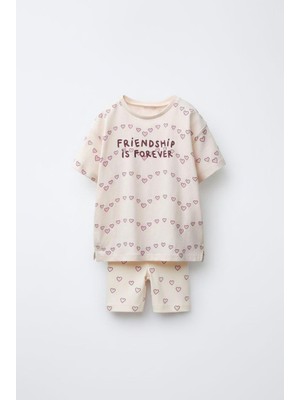 Magu Kız Çocuk Pamuklu Ekru Kalp Desenli Sloganlı Takım - Kısa Kollu T-Shirt ve Biker Şortlu Set