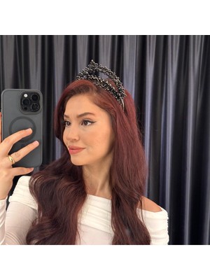 Özbience Şık ve Zarif Gelin, Nişan, Kına ve Söz Töreni Için Mükemmel Seçim