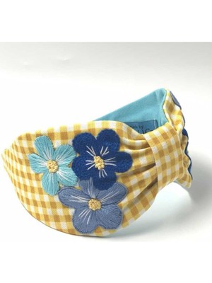 Özbience Renkli Çiçekli Pötikareli Taç, Eşsiz ve Şık Tasarım