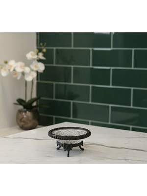 Özbience Şeffaf Cam Katlı Şık Metal Çerçeveli Sabunluk, Modern ve Zarif Tasarım