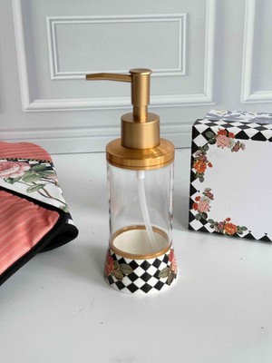 Özbience Şık ve Fonksiyonel Sıvı Sabunluk, Banyonuza Zarafet Katacak