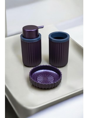 Özbience Şık 3 Parça Banyo Seti: Sıvı Sabunluk, Diş Fırçalık ve Katı Sabunluk