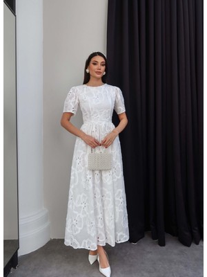 Esra Helvacı Brode Işlemeli Midi Elbise