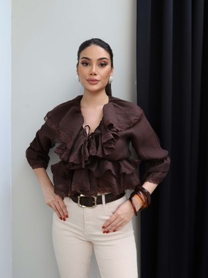 Esra Helvacı Dantelli Volanlı Bluz