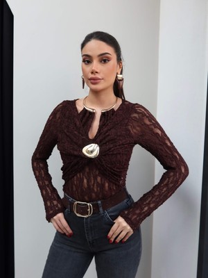 Esra Helvacı Yaka Gold Detay Güpürlü Bluz