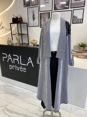 Miaruj Sırtı Çiçek Aplikeli Ceket