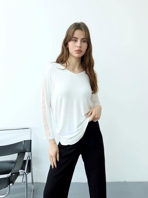 Şans Life Kolları Tül, Sırtı Parlak Taşlı Bluz