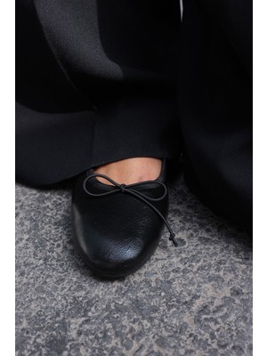 Lutvelizade Babet 2609 - Babet 2609 Siyah Kadın Babet