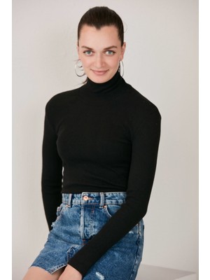 Kadın Catspy Siyah Boğazlı Triko Kazak Uzun Kol Lycra Slim Fit Tasarım