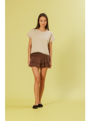 Nisan Triko Dantel Detaylı Pamuklu T-Shırt