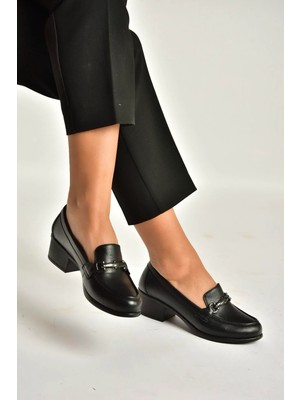 Fox Shoes Y555592003 Siyah Kalın Alçak Topuklu Kadın Ayakkabı
